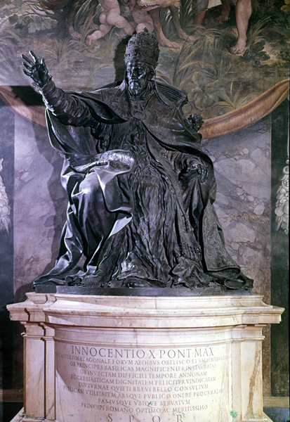 Statua di papa Innocenzo X