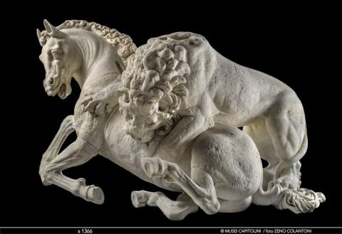 LEONE CHE ATTACCA UN CAVALLO Marmo pentelico, con restauri in marmo lunense Roma, Musei Capitolini LEONE CHE ATTACCA UN CAVALLO Marmo pentelico, con restauri in marmo lunense Roma, Musei Capitolini
