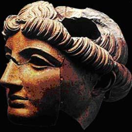 Testa di Apollo, I sec. a.C., Età Augustea terracotta, h. 25x23x28 cm, Roma, Museo Antiquarium del Palatino